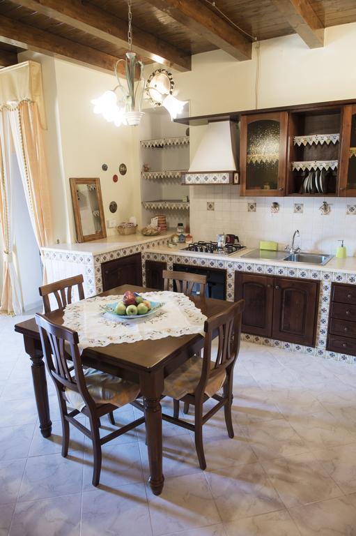 Sabrina Suite Μιλάτσο Εξωτερικό φωτογραφία